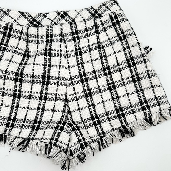 NBD Mariska Shorts - Picture 8 of 12